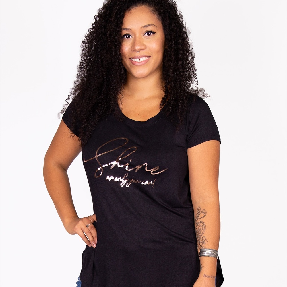 Paisley Raye Graphic Tee
